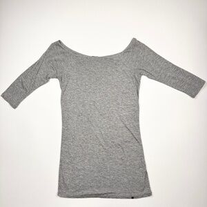 ARMANI EXCHANGE WOMEN´S GRAY LONG SLEEVE
